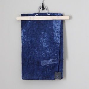 NWT Lightweight Blue Scarf
